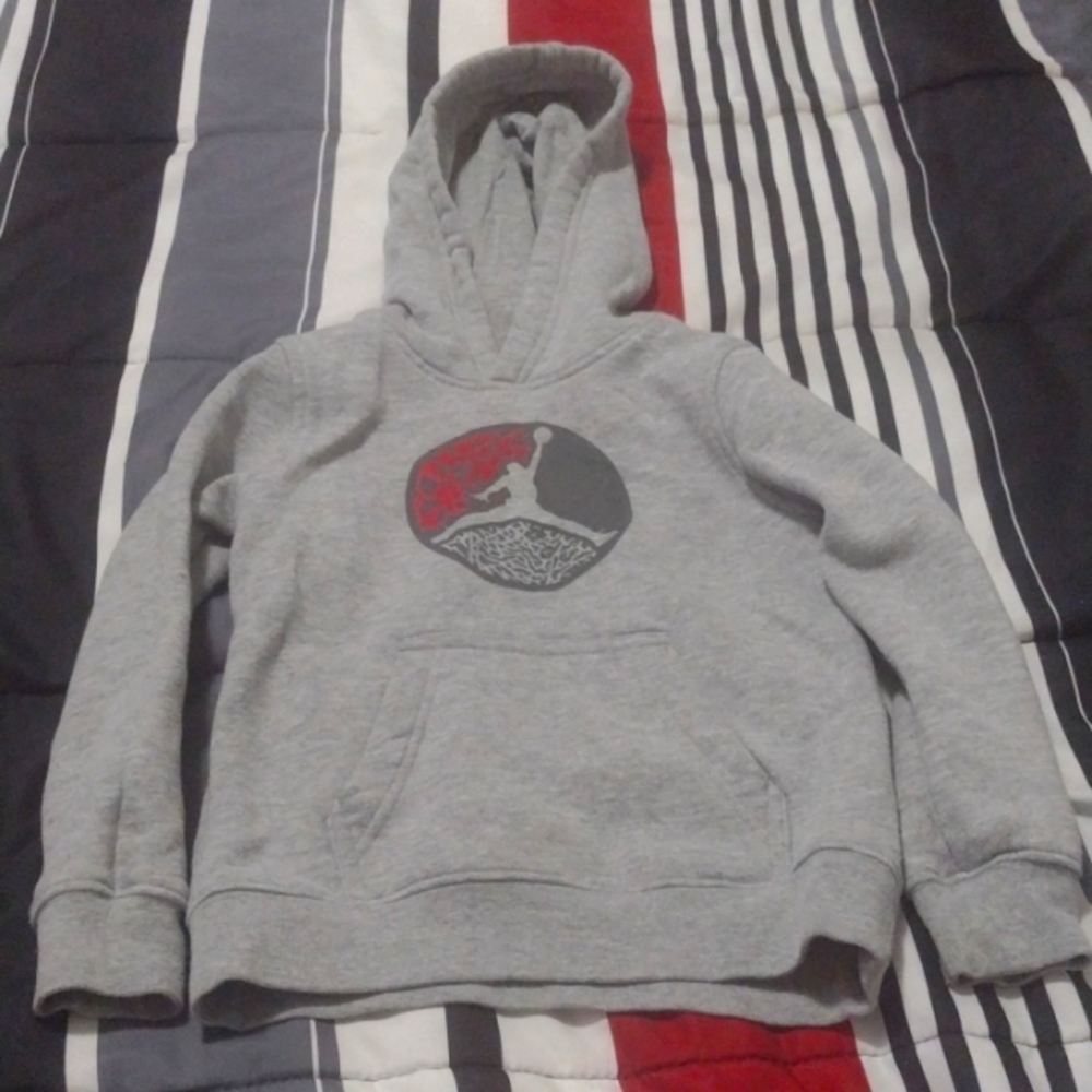 Boy's Jordan Hoodie Size 4